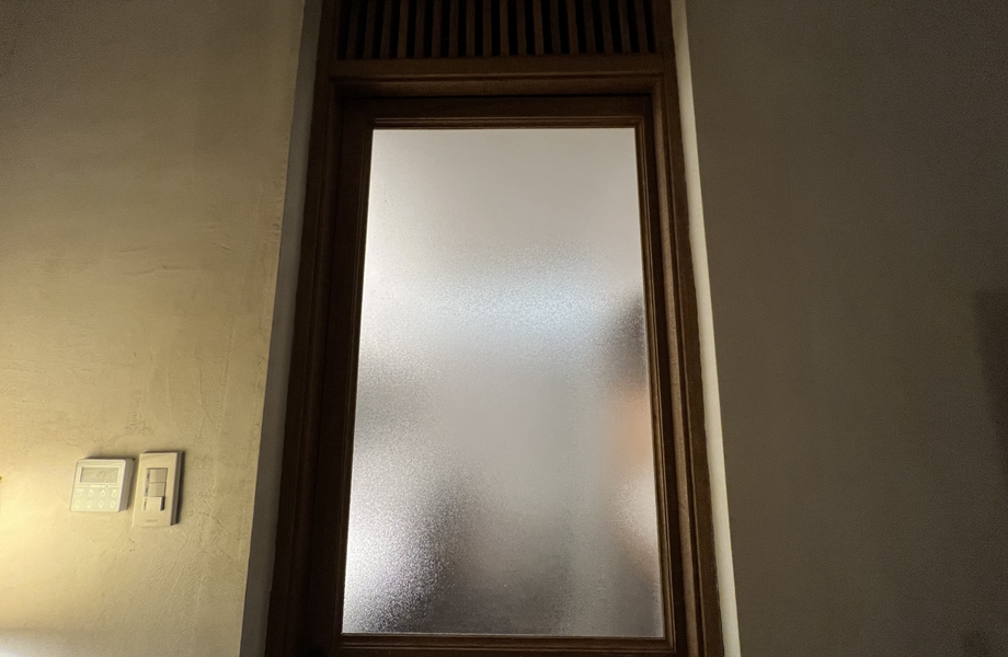 fluted glass