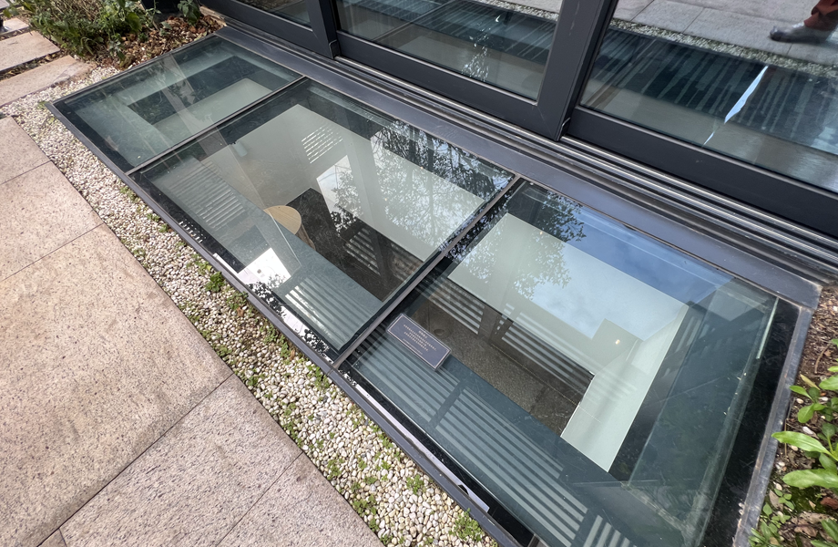 acoustic laminated glass