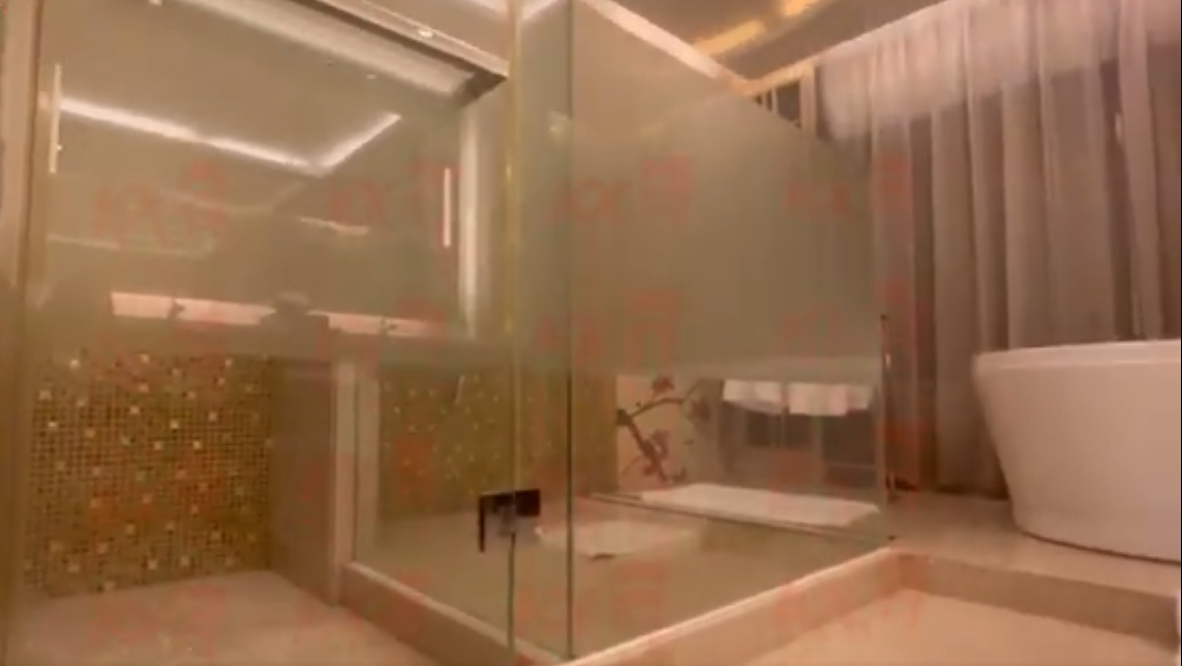 Kunxing Glass ---- Pinakamabentang Salamin sa Banyo