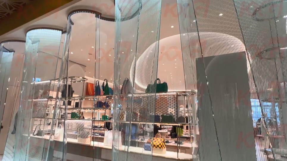 Kunxing Glass ---- Mall Partition Glass-