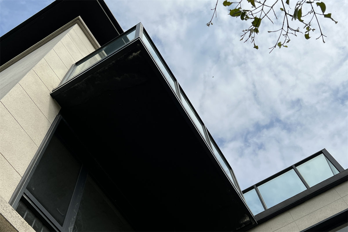 Balcony Railing Glass