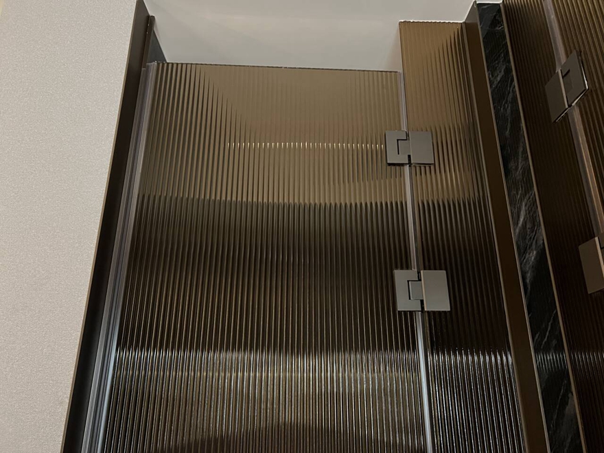 Glass warehouse shower doors