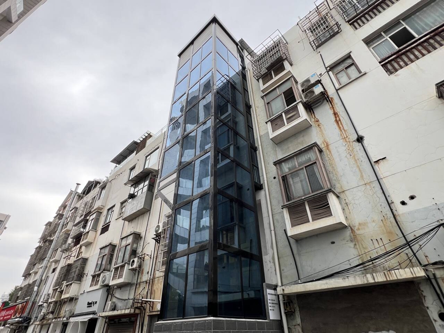 Curtains for gray walls