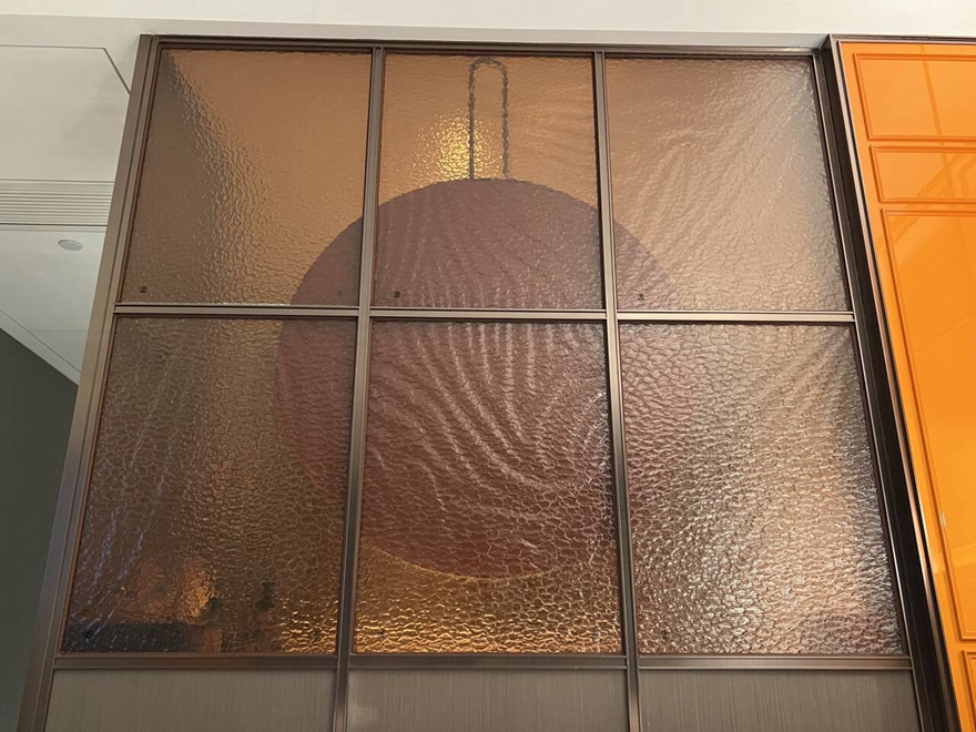 Folding room partitions