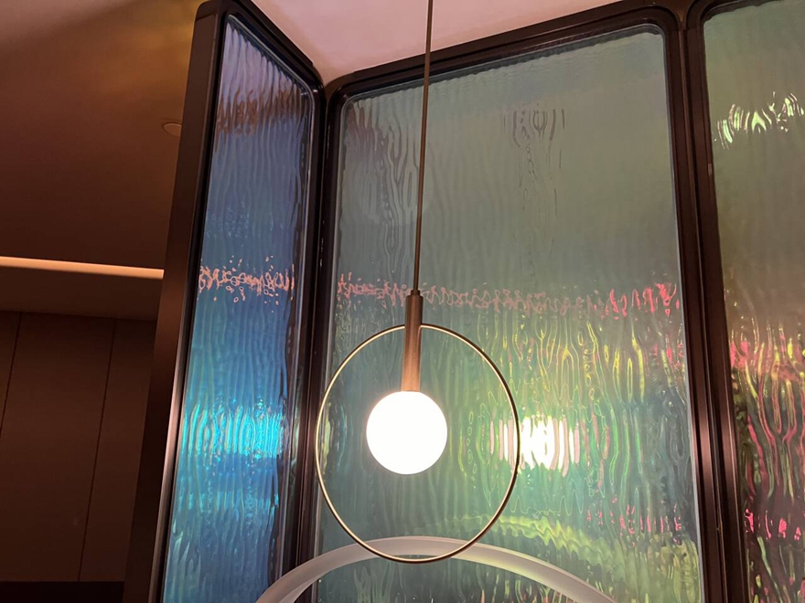 Glass room partition