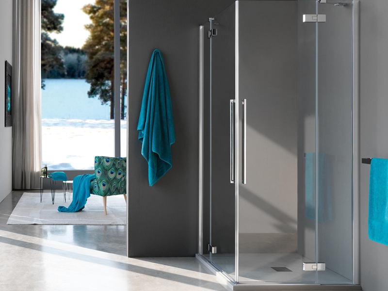 heat-strengthened glass shower door