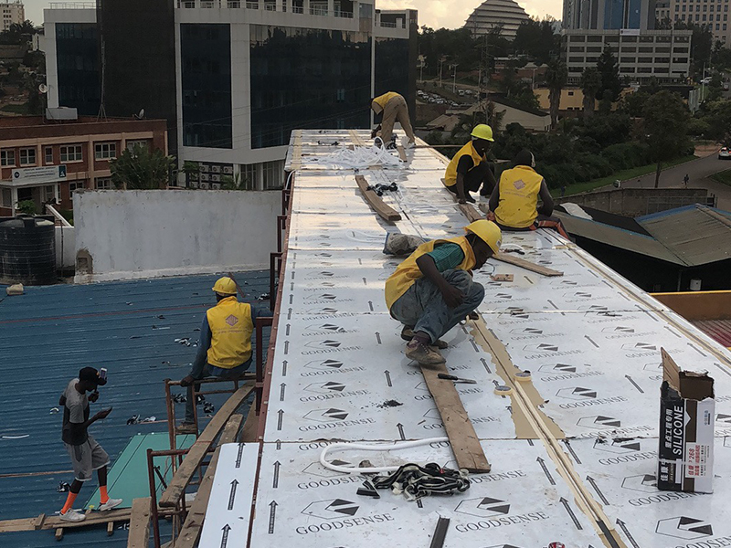 Foreign construction team