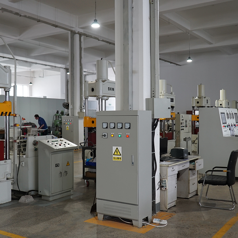 Nuevos equipos, nueva imagen para la producción — Li Wang, Departamento de Estandarización de la Producción