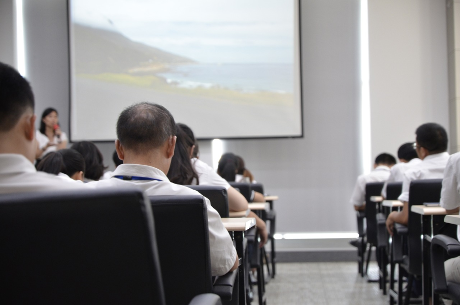 The Company Held Special Training on Safety Technology