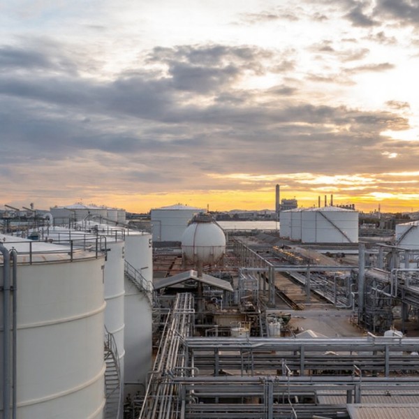 Diferenças entre discos de ruptura de metal e discos de ruptura de grafite