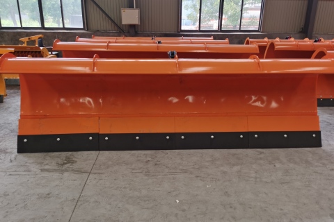 Why Does Your Snow Pusher Fail in Extreme Conditions?