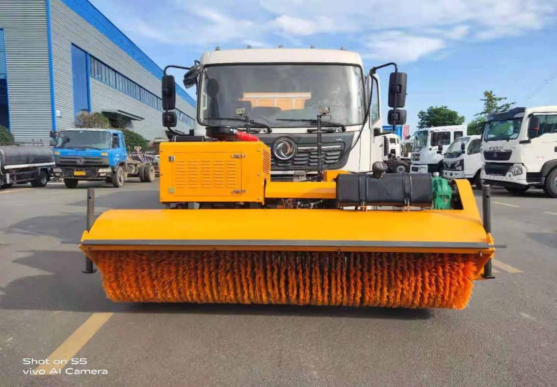 Own powered snow plow Own powered snow plow