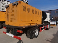 Төрт доңғалақты қар тазалағыш