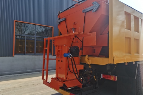 Can Snowmelt Spreaders for Cars Revolutionize Winter Road Safety?