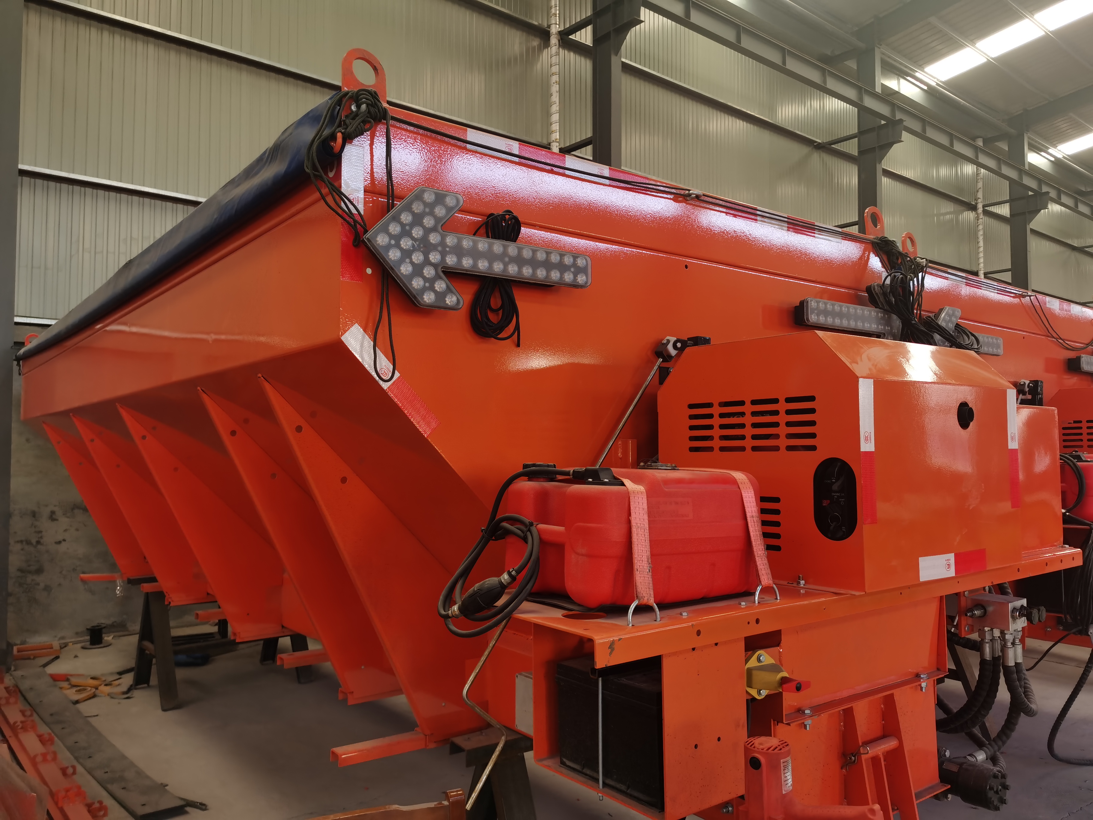 Carbon steel snow melting agent spreader