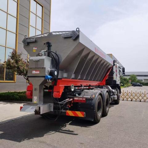 Streuer für Schneeschmelzmittel komplett aus Edelstahl