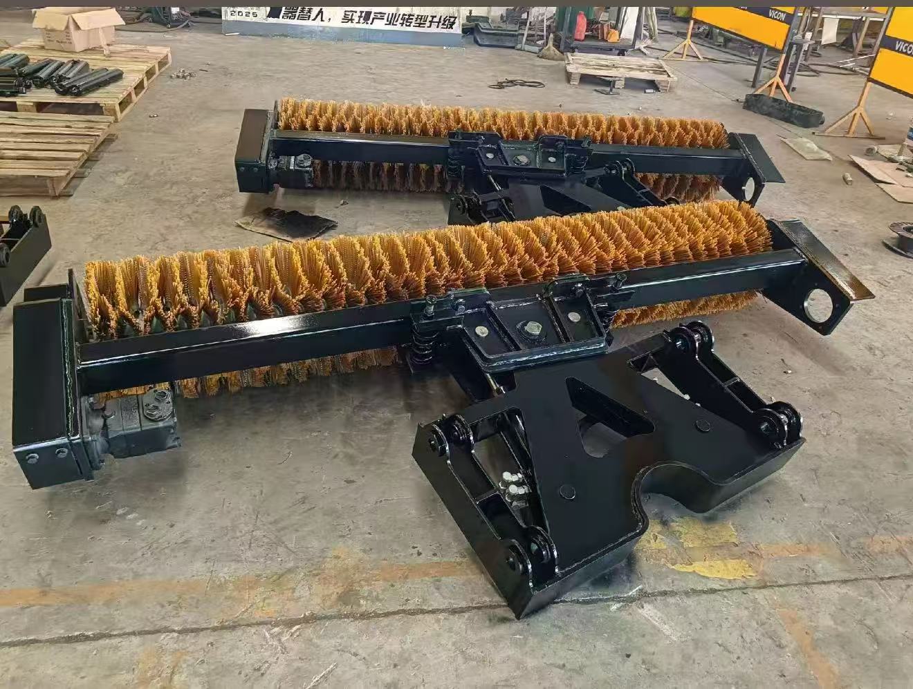 Vehicle-mounted central snow sweeper