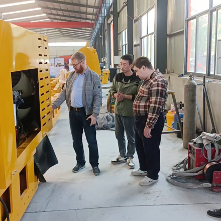 外国人の友人が私たちの会社を訪問しました