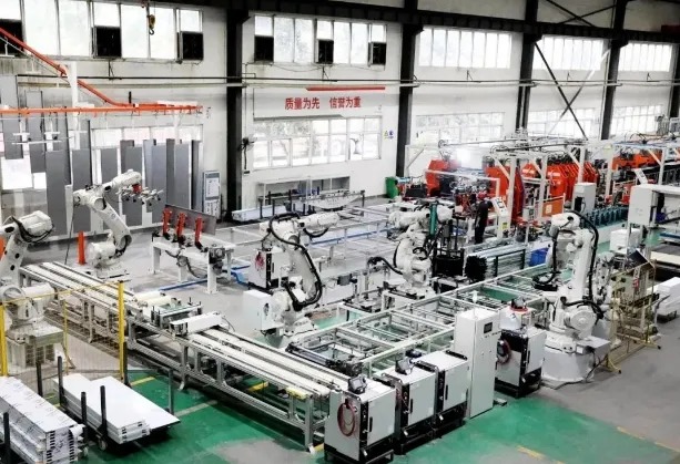 Building Five Industrial Hubs: Xuchang's Key Sectors Poised for Major Growth!