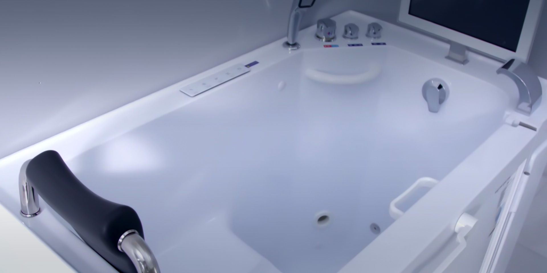 walk in tub