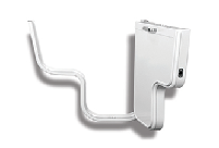 low threshold soaker tub