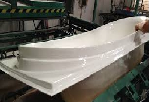 One-Piece vs. Two-Piece Walk-In Baths: A Manufacturer’s Perspective on Durability and Construction