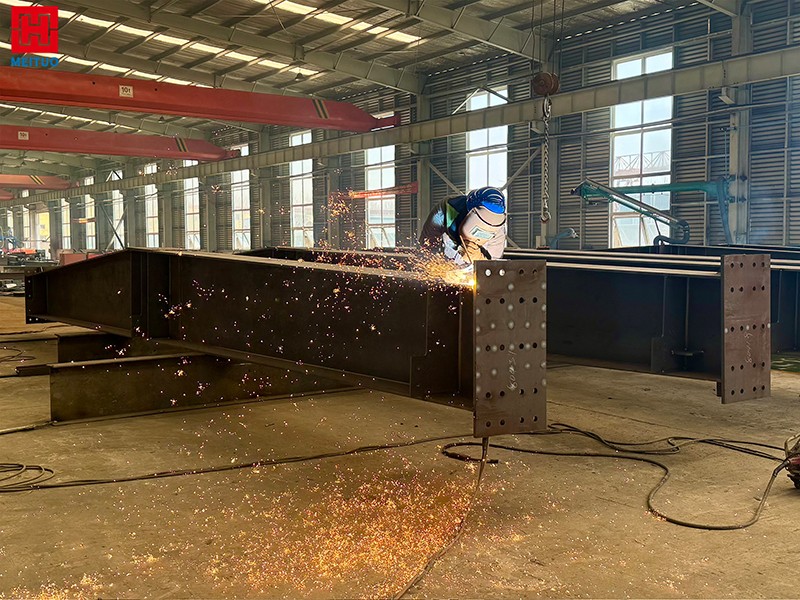 gas shielded welding.jpeg gas shielded welding.jpeg