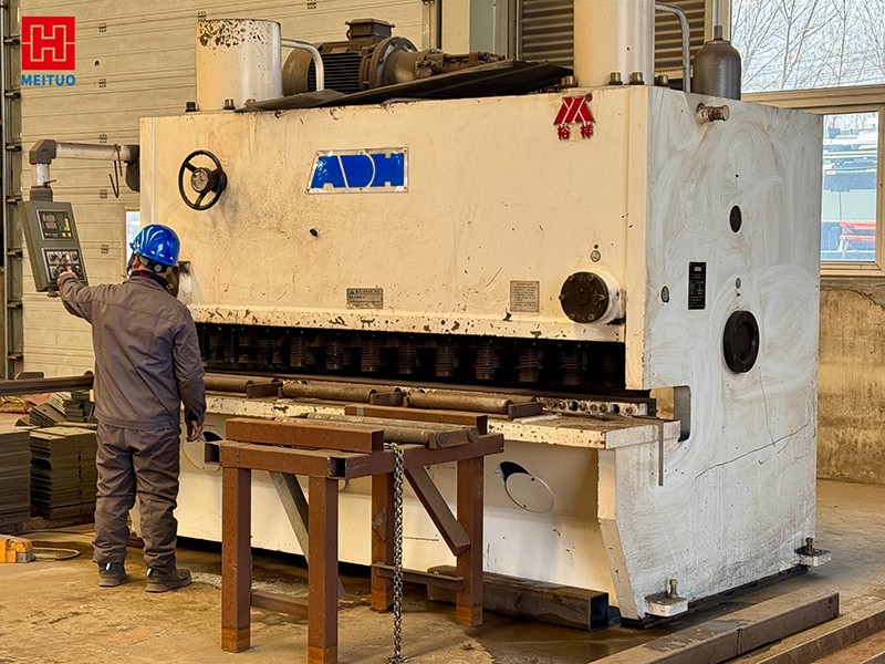 shearing machine.jpg shearing machine.jpg