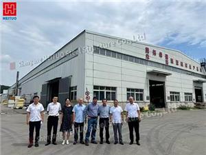 Клиент из Чили посетил заводы по производству стальных конструкций и сэндвич-панелей, а также изучил проект по аквакультуре