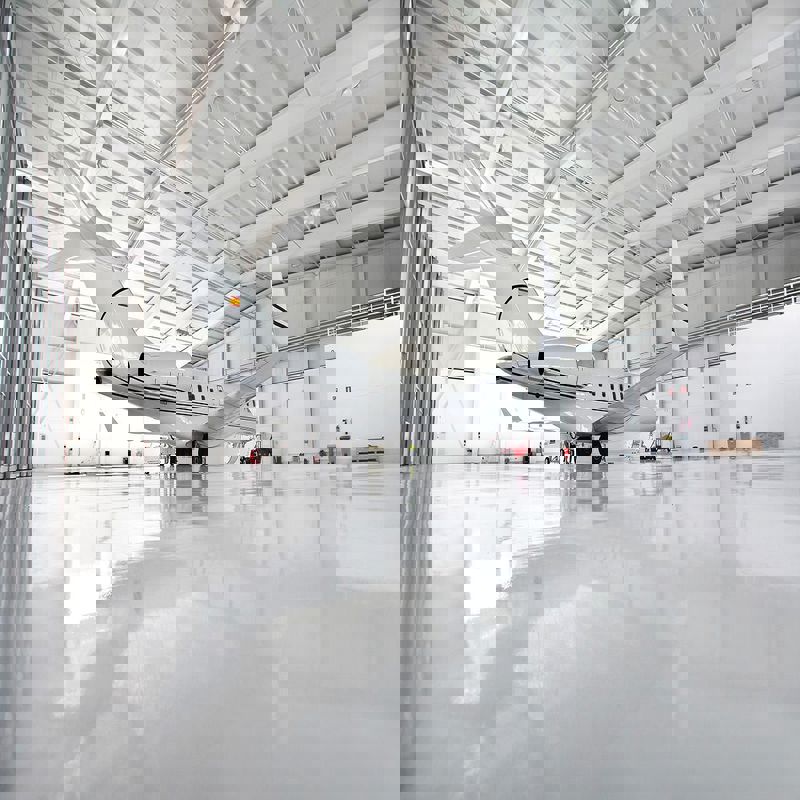 Hangar de estrutura de aço do portal