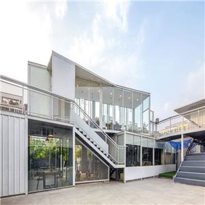 Estação Ferroviária de Alta Velocidade com Estrutura de Aço
