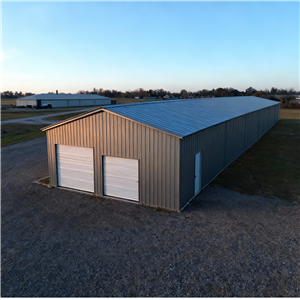 Wie entwirft man eine Lagerhallenkonstruktion für einen Brückenkran? Warum eine Lagerhalle in Stahlbauweise wählen?