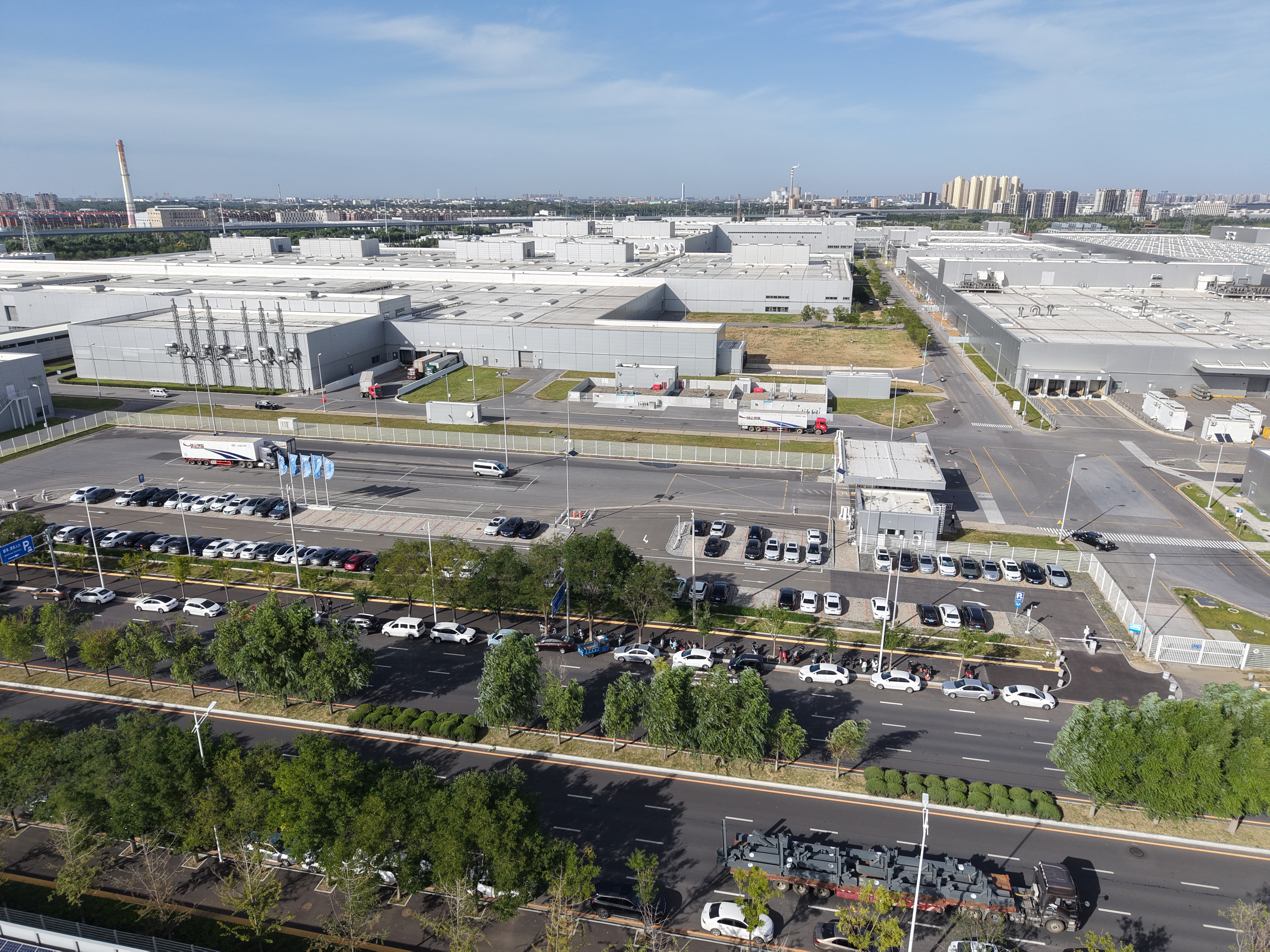 Каковы основные процессы изготовления стальных конструкций?