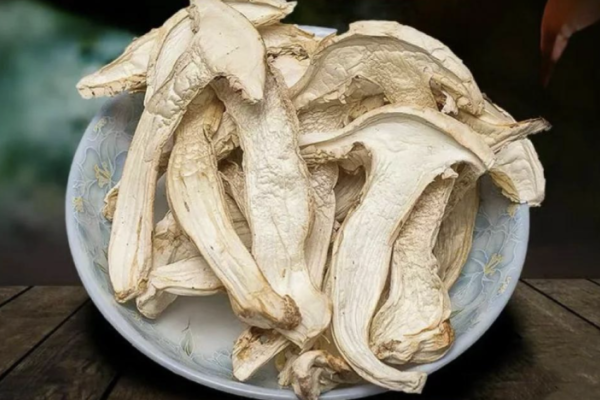 How to Select High-Quality Dried Matsutake Mushrooms
