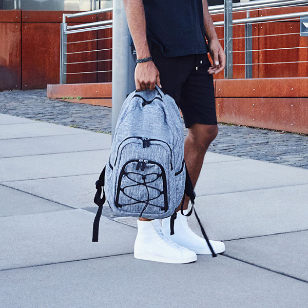 حقائب السفر حقائب السفر