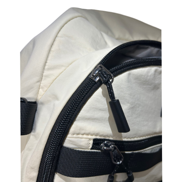 Mochila escolar Campus en color blanco roto