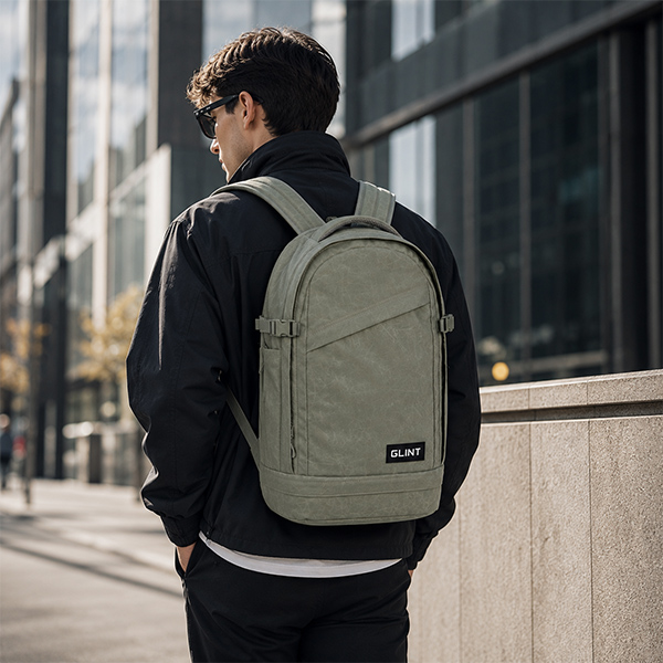Waxed Canvas Laptop Backpack；Urban backpack for women