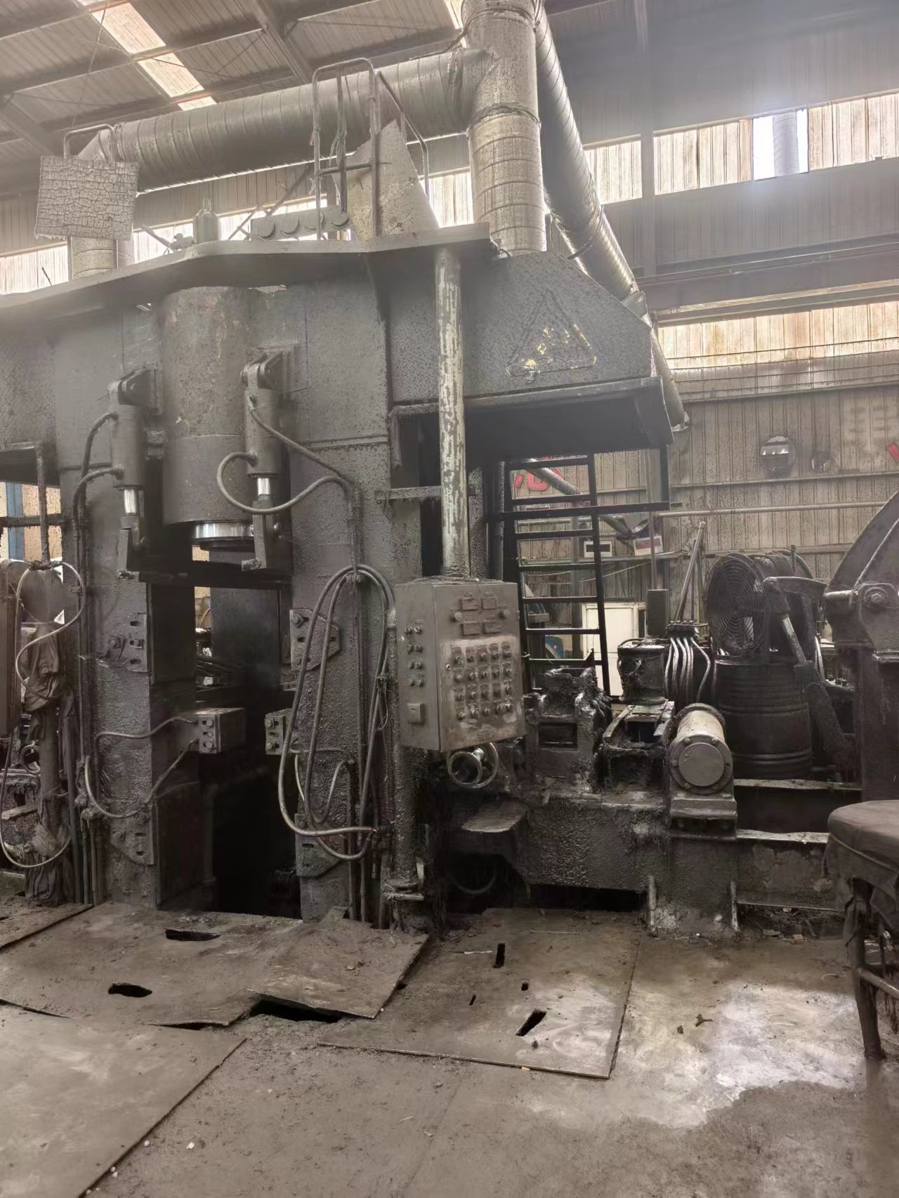 750 4 hi AGC cold rolling mill