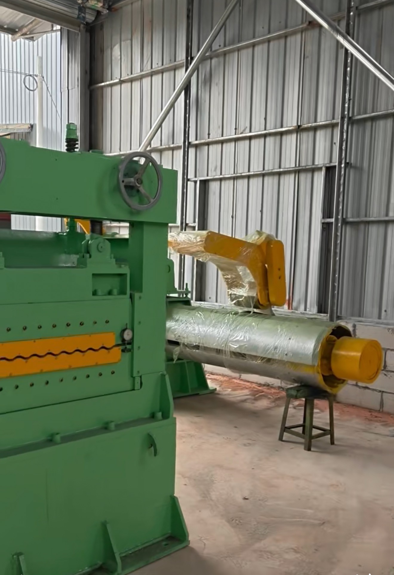 Used 1850 Leveling Machine