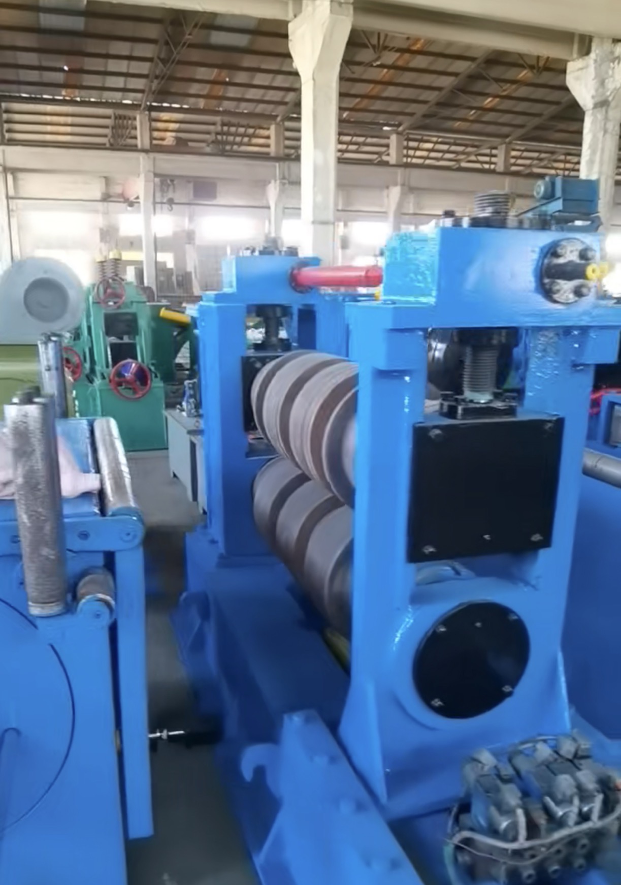 Used 1050 slitting machine