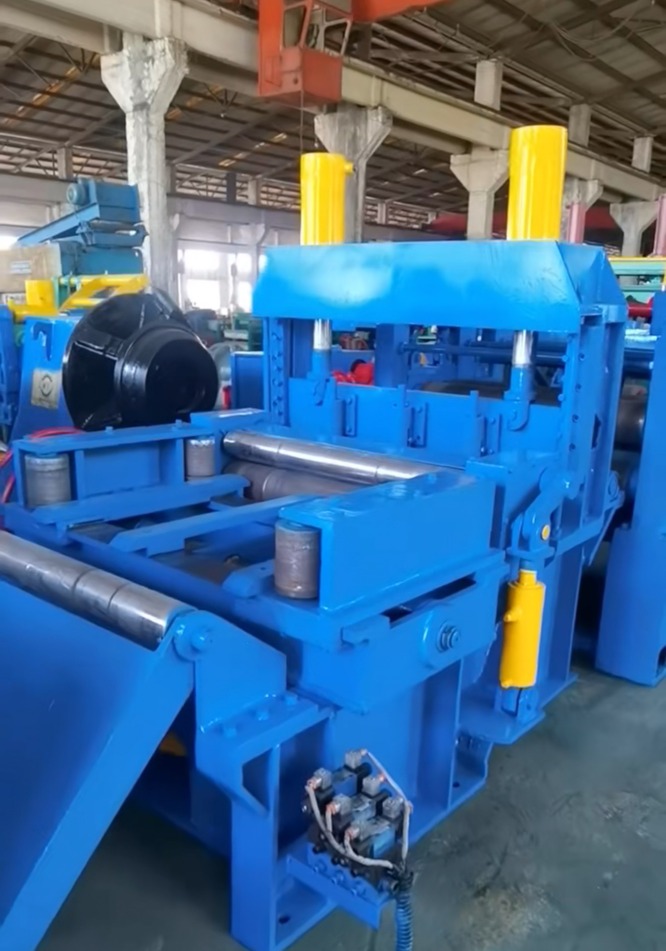 Used 1050 slitting machine