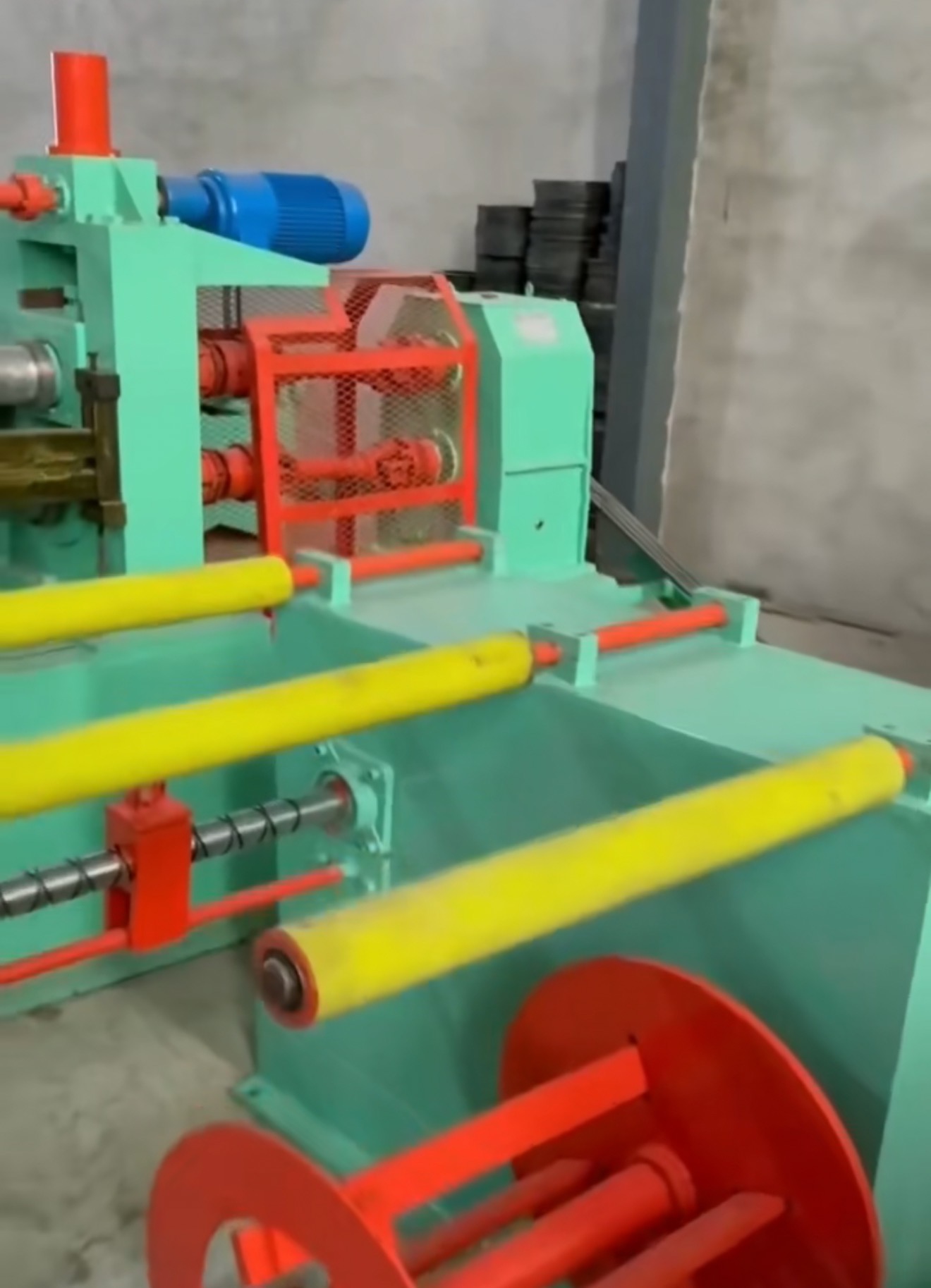 Second-hand 90% new 450 precision slitting machine