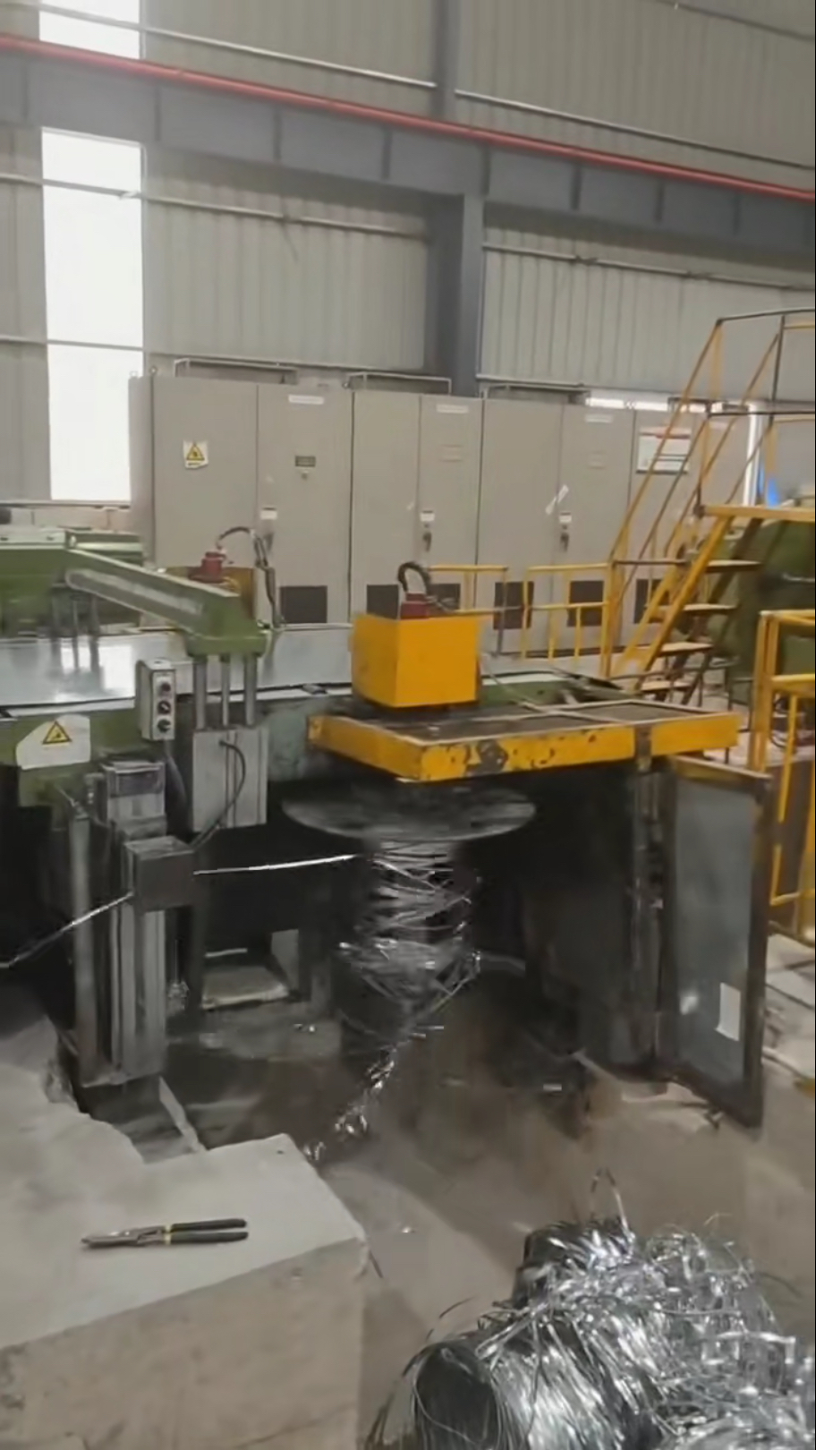 1350mm Fully-Auto Slitting Line