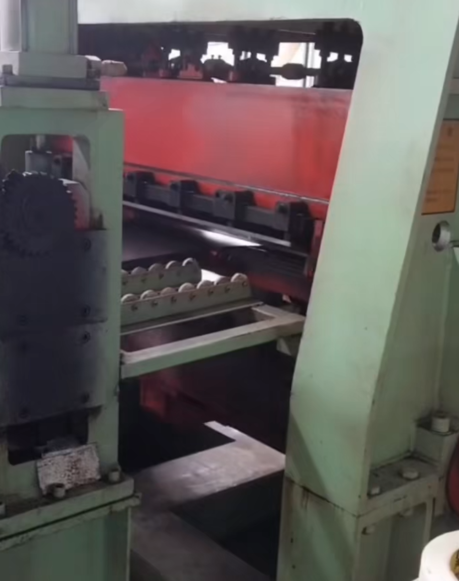 1000mm Flying Shear Machine