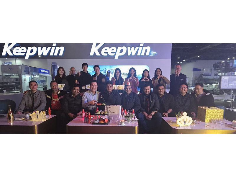Beyond Business: A Shared Moment of Achievement Between Keepwin and Valued Client
