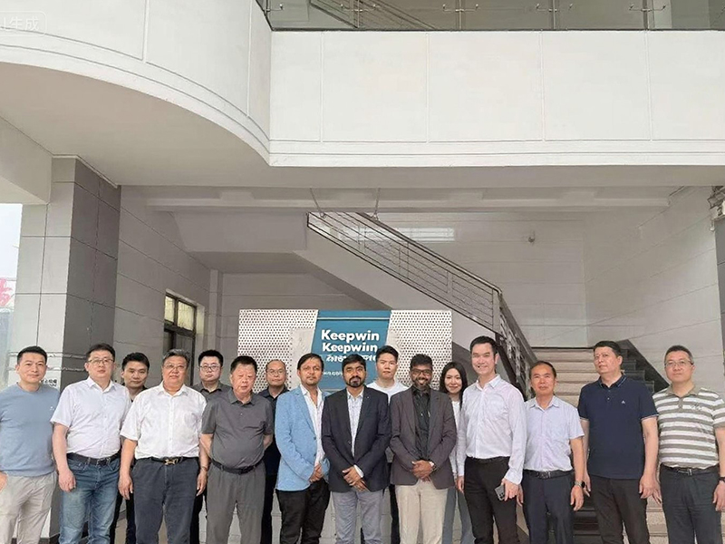 Together We Grow: Keepwin Team Bonds with Valued Client