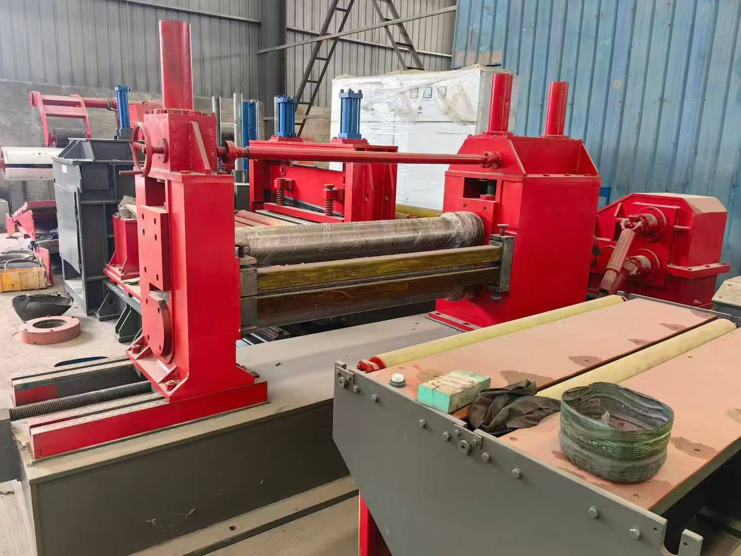 Near-New 1350mm Slitting Line