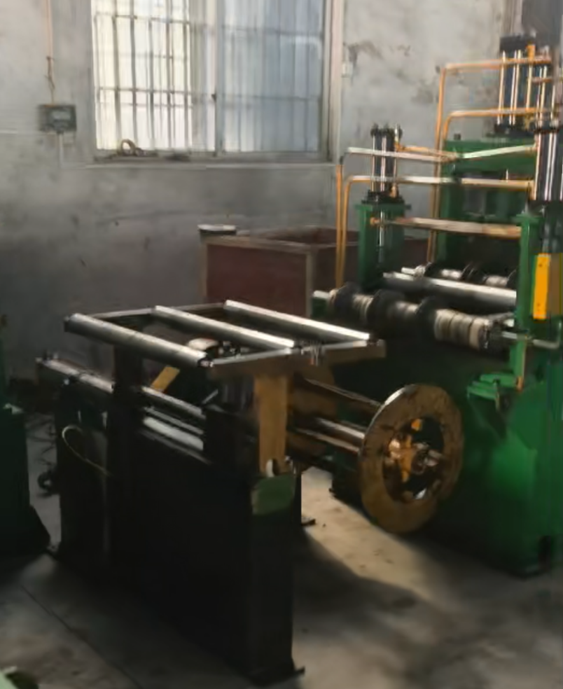 700 Slitting Line