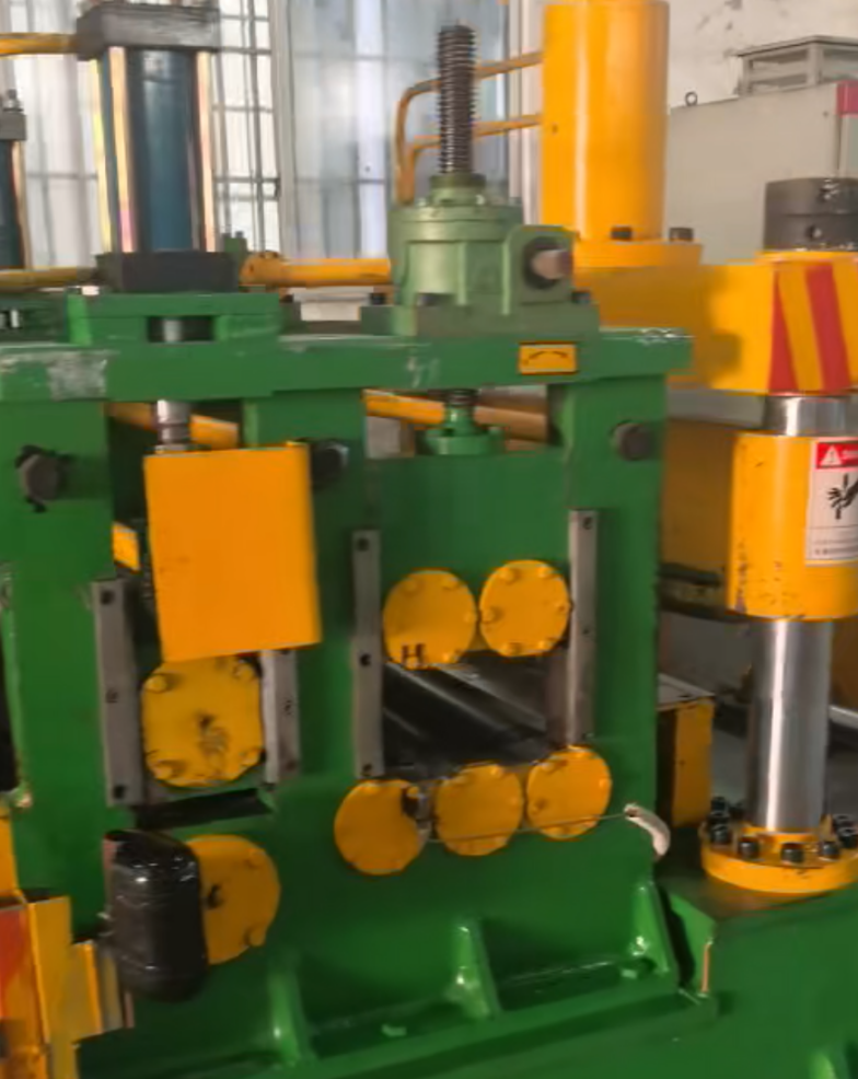 700 Slitting Line