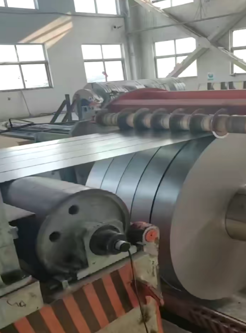 1350 Slitting Line